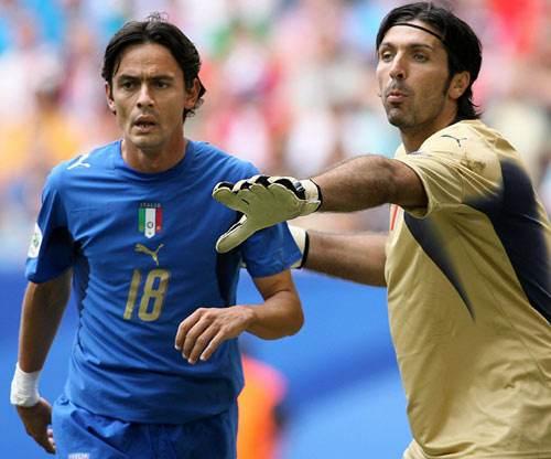 76人悲情出局，三巨头合砍135亿年薪却无缘季后赛.