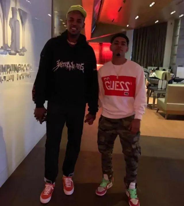 出牌才更稳 出牌才更稳